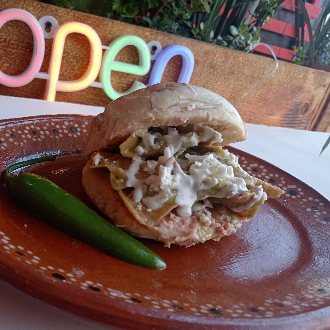 TORTA CHILAQUILES VERDE (PICA POCO)