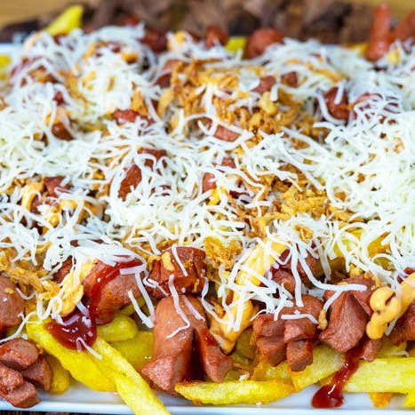 Salchipapas Mestizos (Familiar)