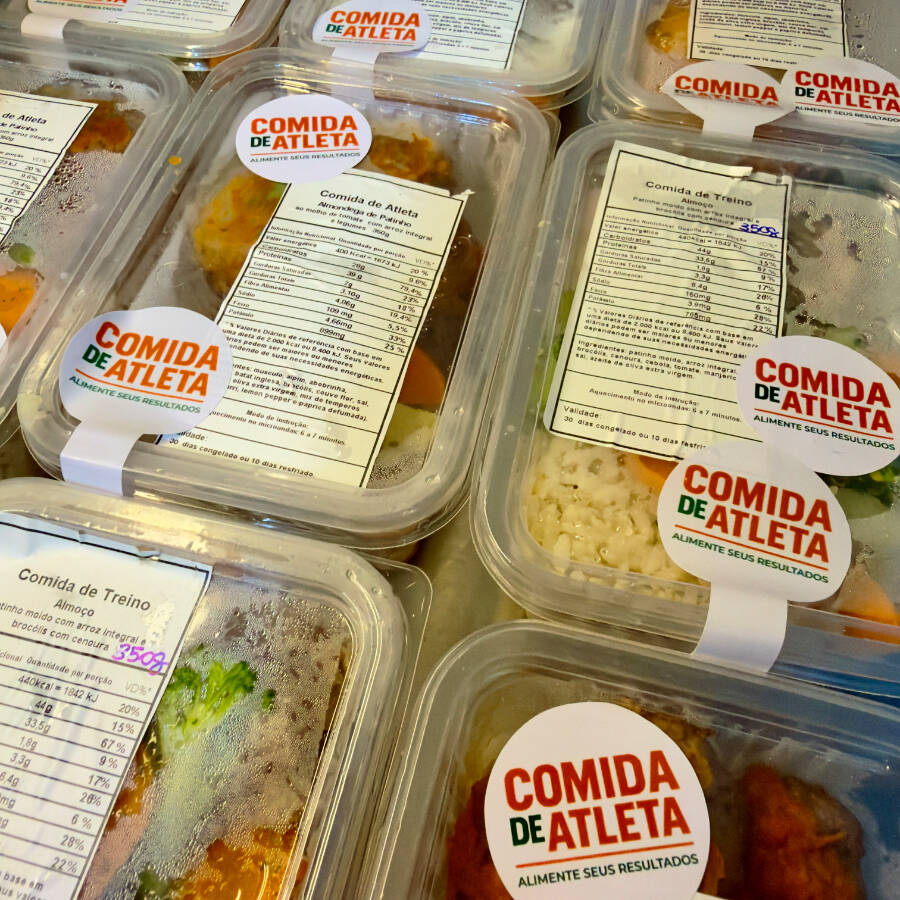 7 marmitas saudáveis de 250g, preparadas com ingredientes selecionados para uma alimentação equilibrada no dia a dia. Praticidade, sabor e nutrição em um só combo, ideal pra manter a rotina sem sair da linha. 📩 Fale no chat para consultar as opções disponíveis do dia.