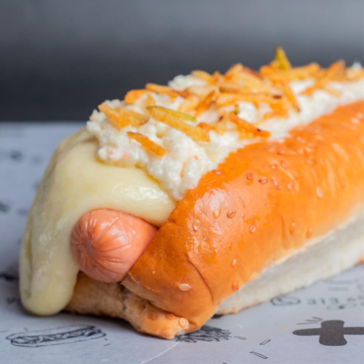 2 Super Perros Gratinados+2 Porciones de Francesas