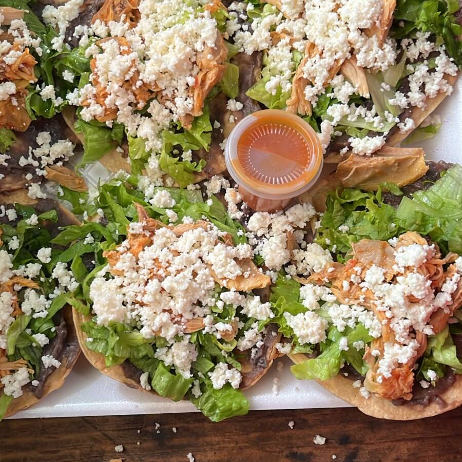 Tostadas de Pollo