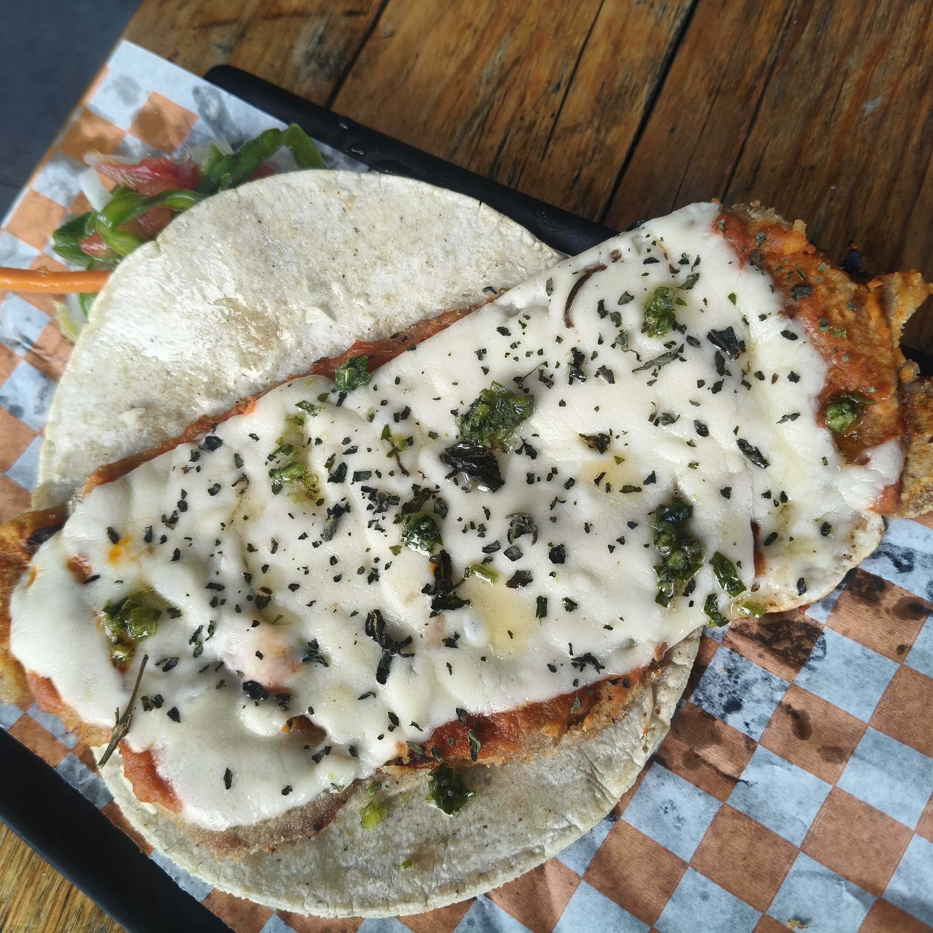 Taco de Milanesa de Res Napolitana
