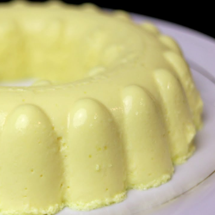 VASO DE GELATINA DE PIÑA DE LECHE NESTLE