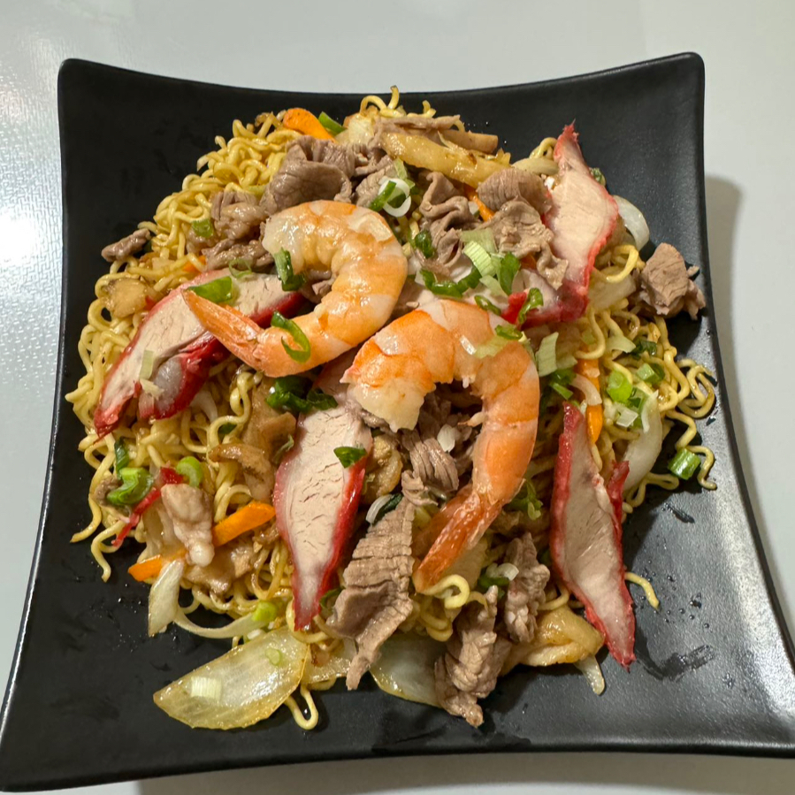 Ramen Frito Mixto