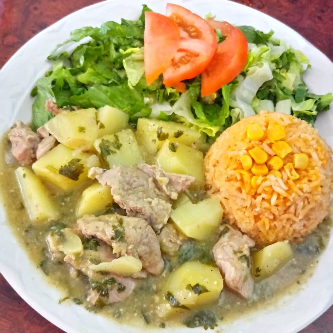 CARNE EN SALSA VERDE