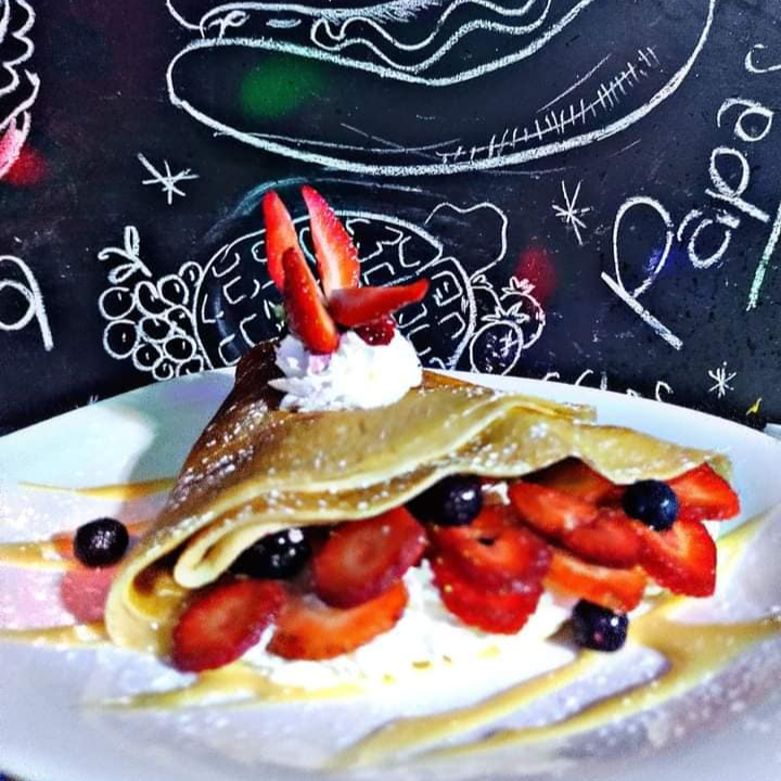 CREPA PHILADELPHIA CON FRUTOS ROJOS