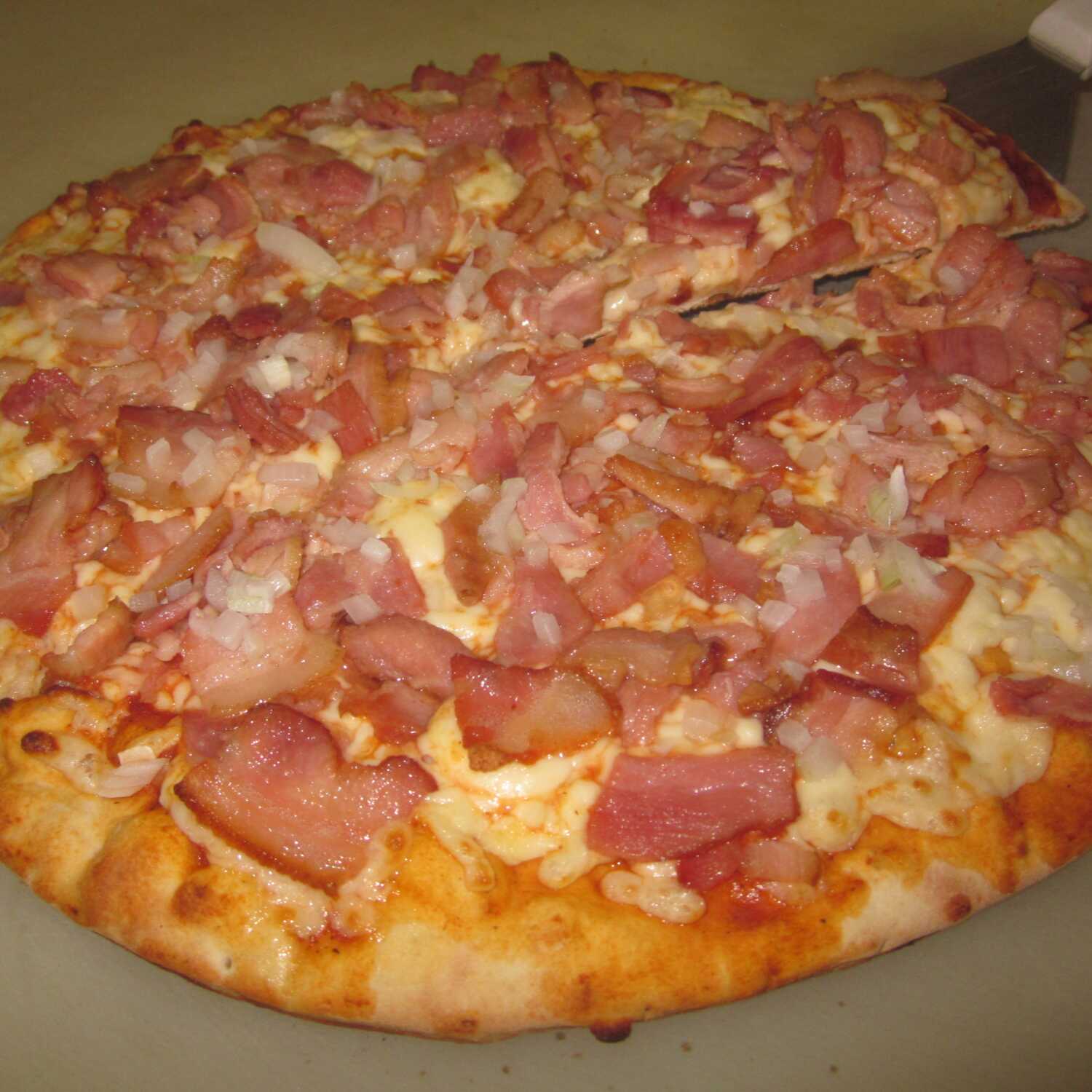MEDIANA (10 REBANADAS) TOCINO