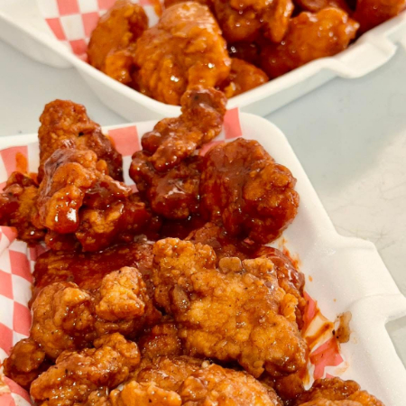 BONELESS 300gr. + PAPAS ADEREZO Y CATSUP