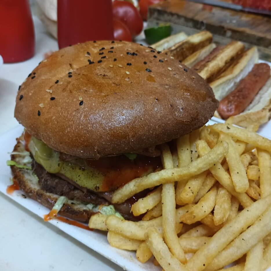 HAMBURGUESA+papas+refresco