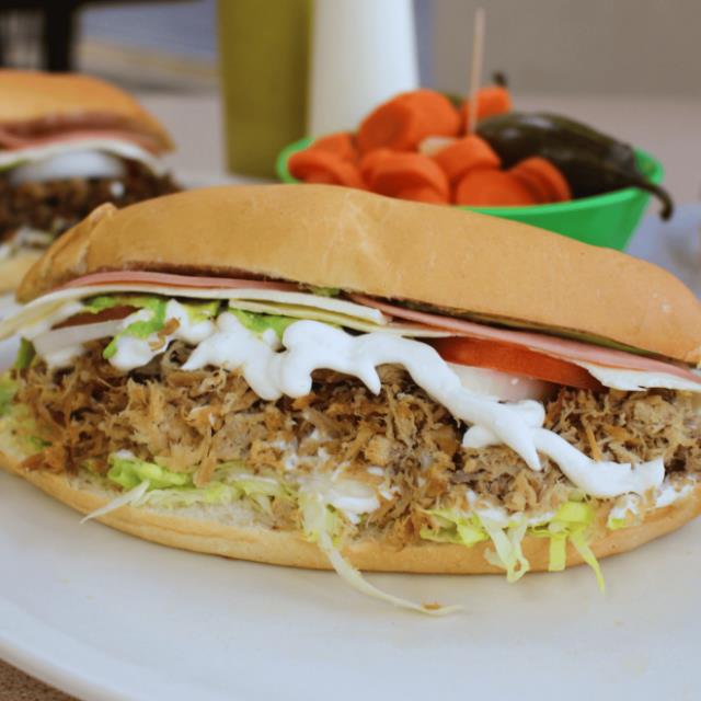 Torta de Pierna Cubana