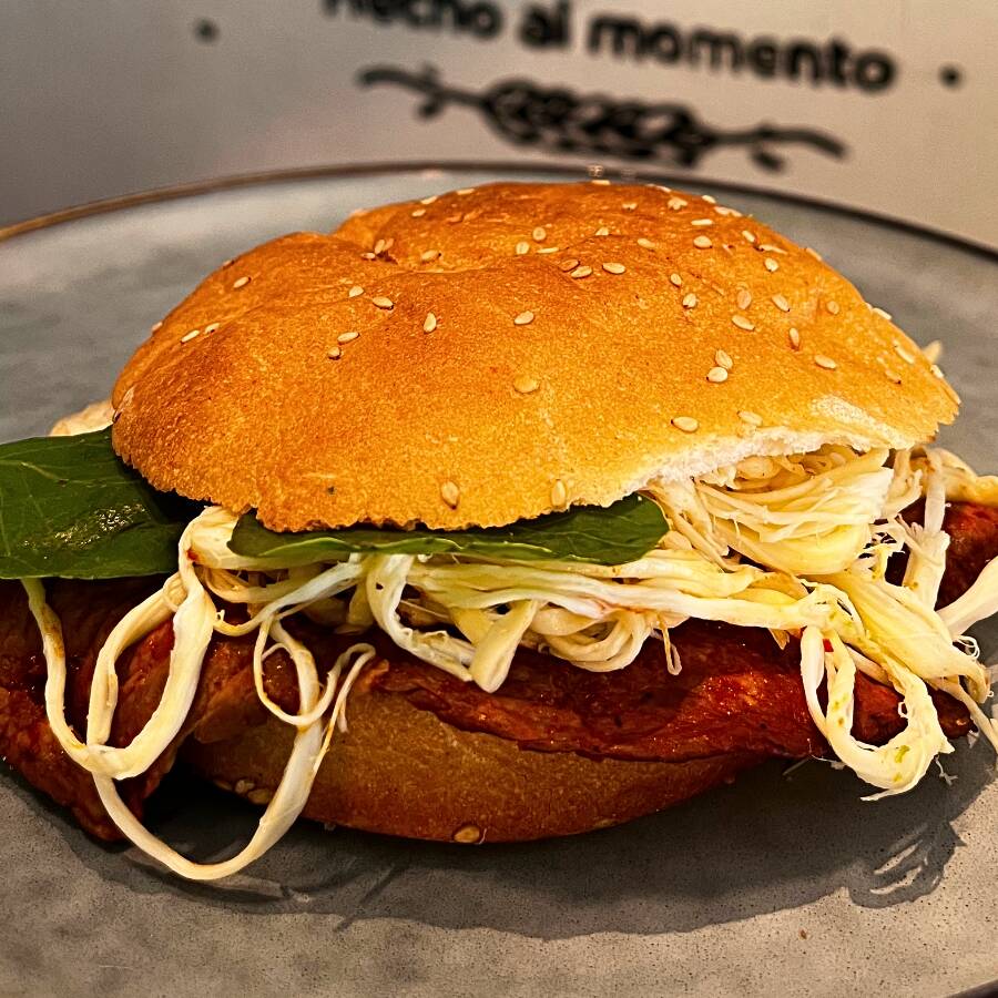 Cemita de Carne Adobada