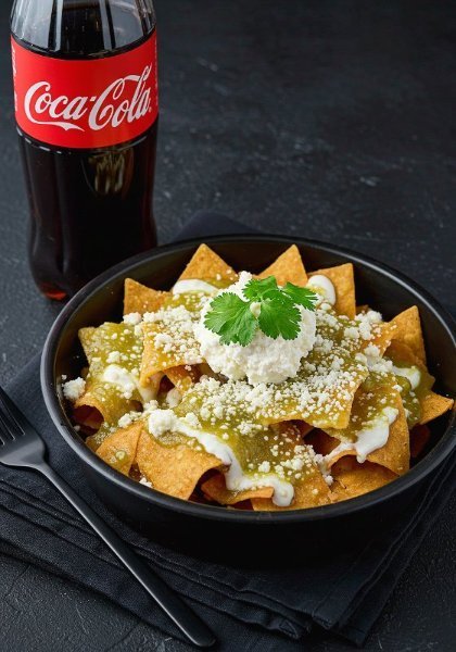 Chilaquiles + Coca Cola