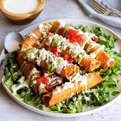 TACOS DORADOS DE POLLO