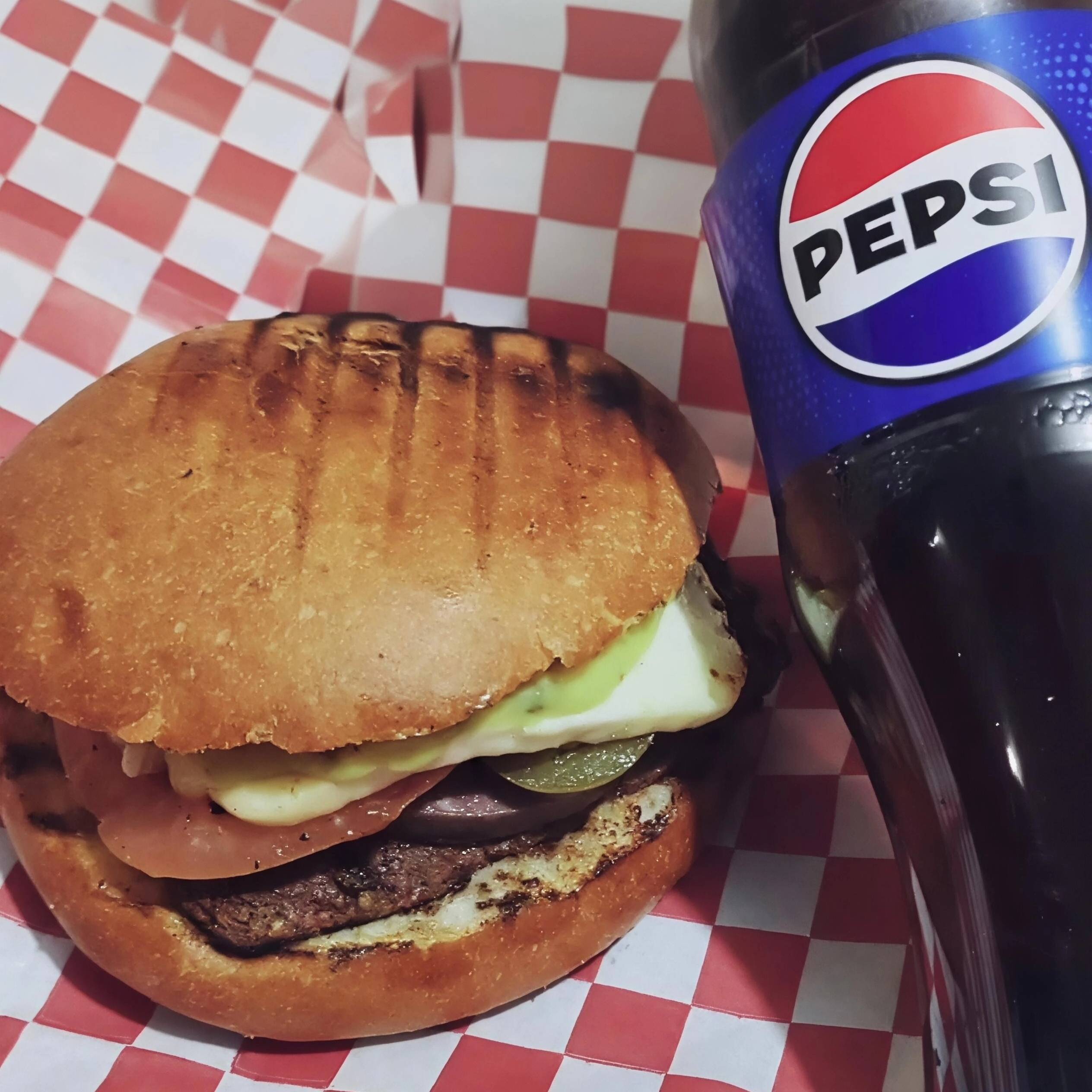 Pack Hamburguesa, Papas y Refresco