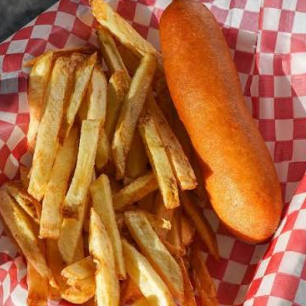 Banderilla con Papas Fritas