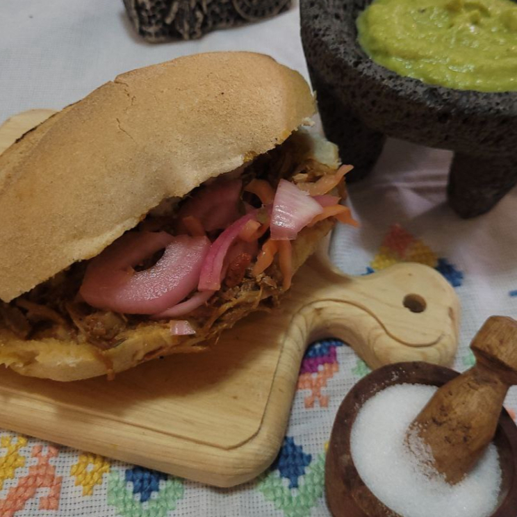 Torta de Cochinita