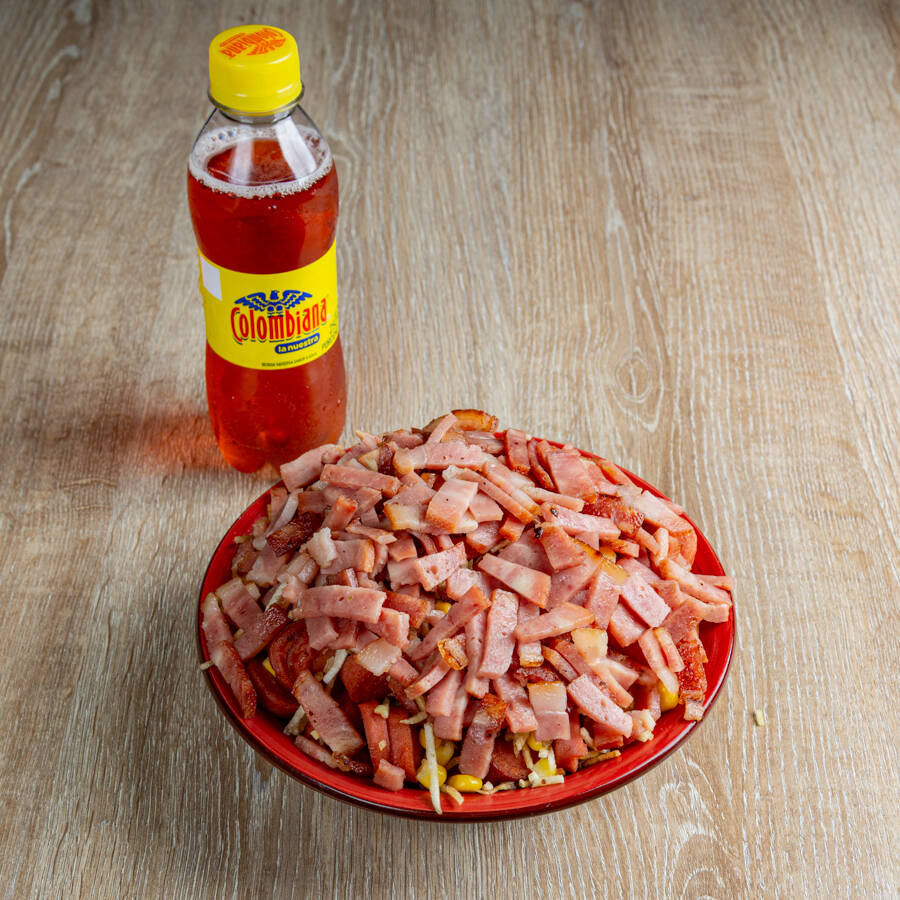 Salchi Tocineta más Gaseosa 250 ml