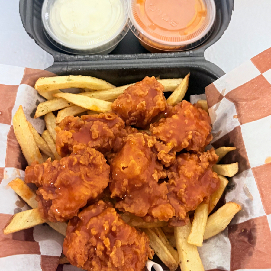 Orden de papas mas 5 Boneless