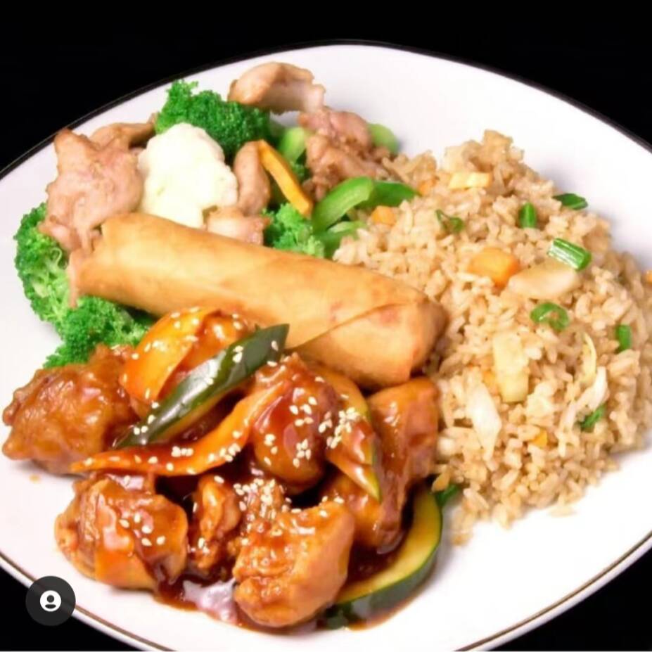 3 Guisos con Arroz(3菜)