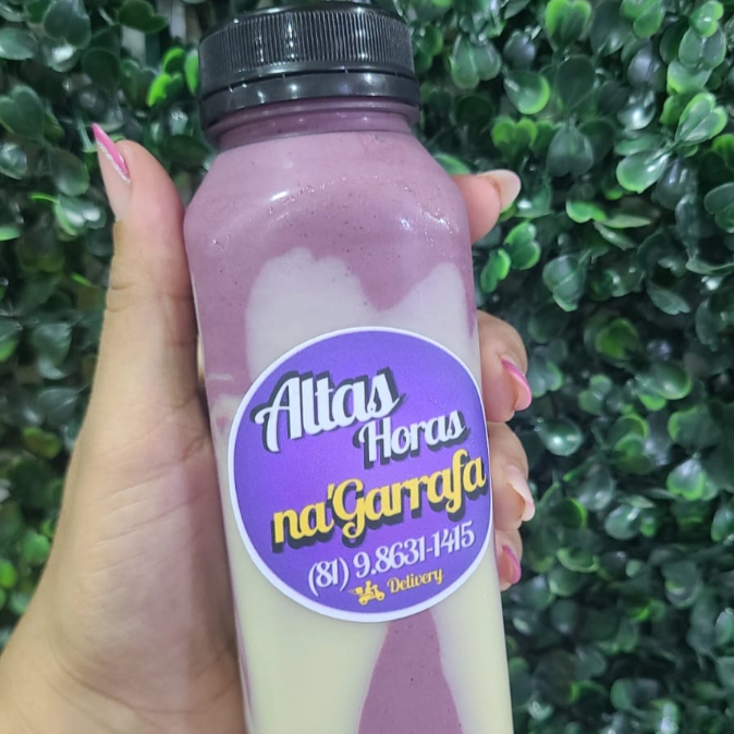 Açaí na Garrafa Tradicional com recheio de leite em pó