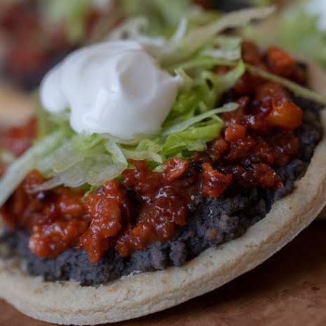 Orden De É Sopes Con Longaniza