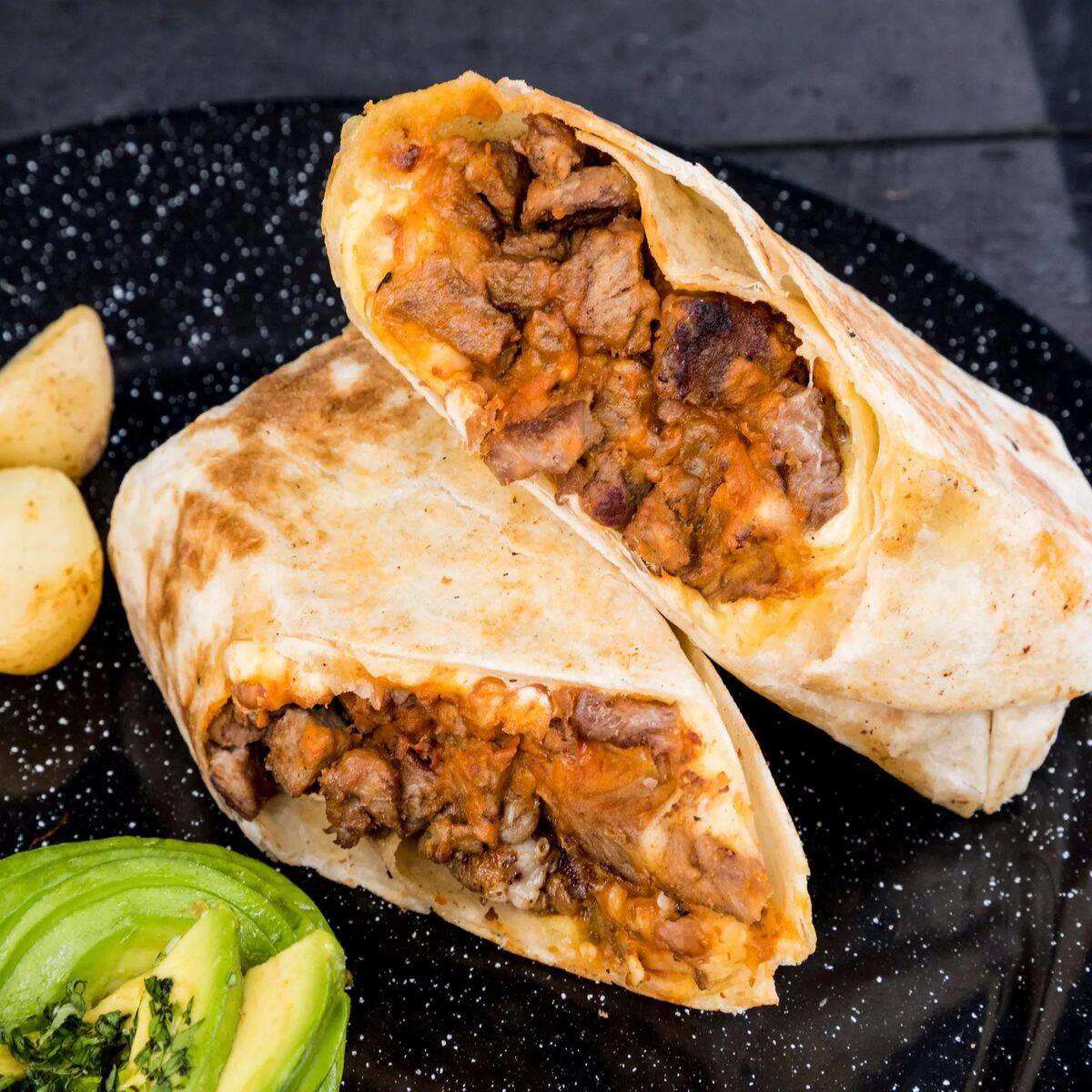 MEGA BURRITO `PASTOR+ GUACAMOLE + BEBIDA