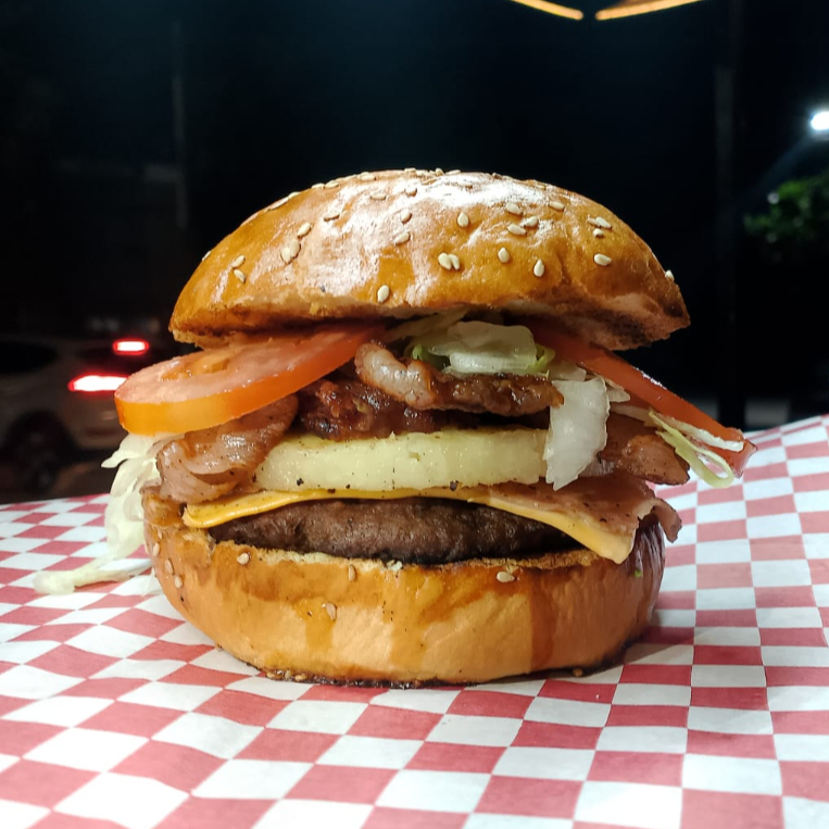 HAMBURGUESA HAWAIANA