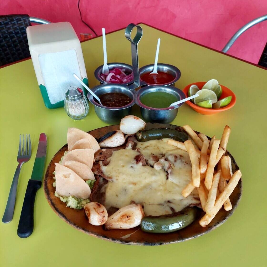 Carne Asada con Queso