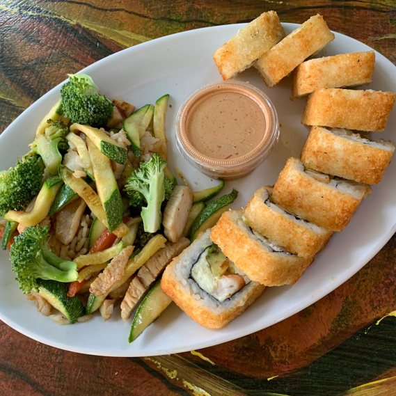 Rollo Cielo, Mar y Tierra + Teriyaki de Pollo