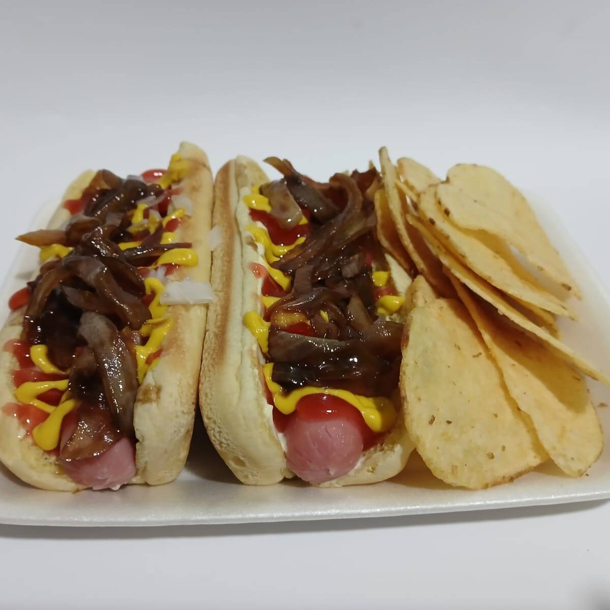 HOT DOG CON PAPAS CHIPS