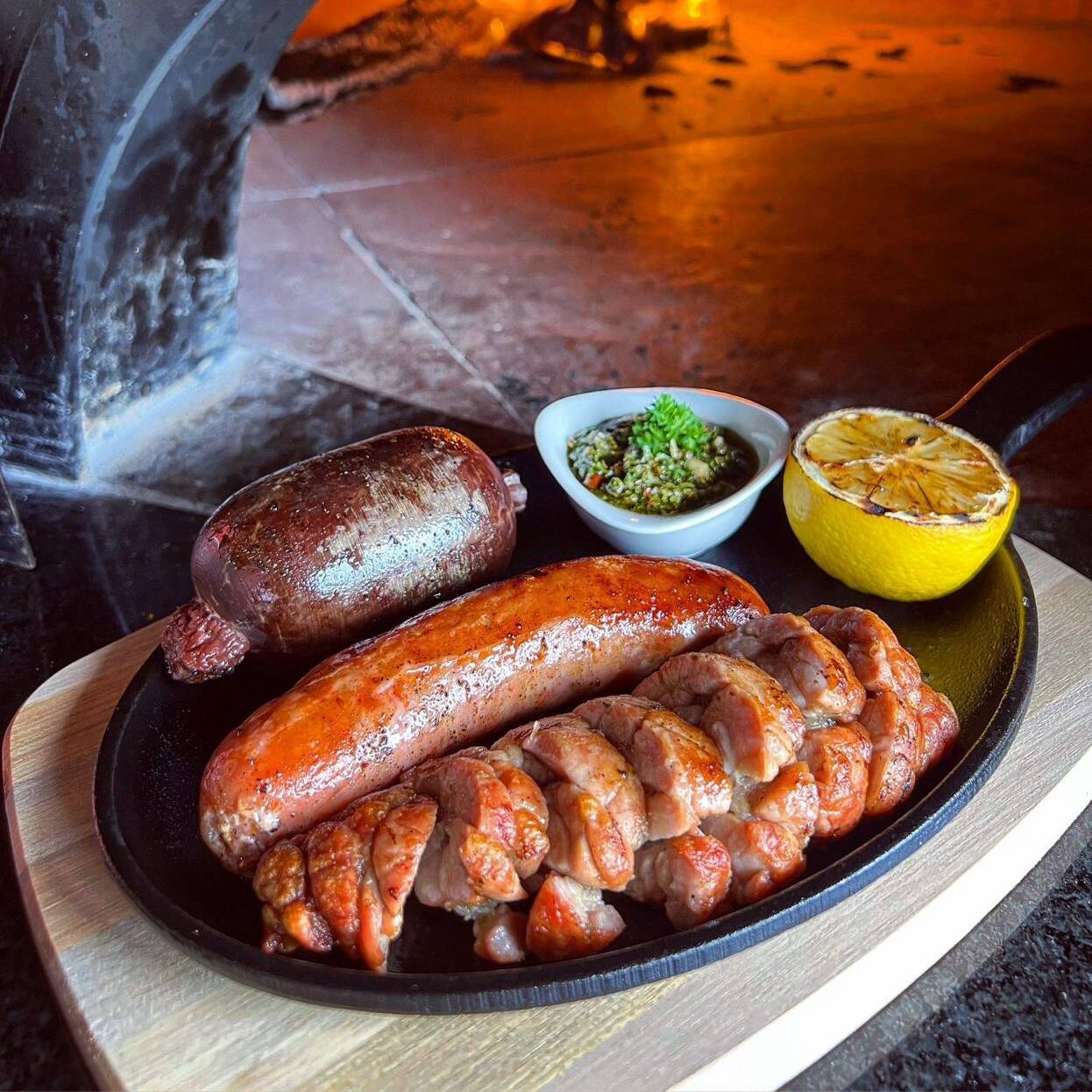 PARRILLADA PARA 2 PERSONAS CON PAPAS