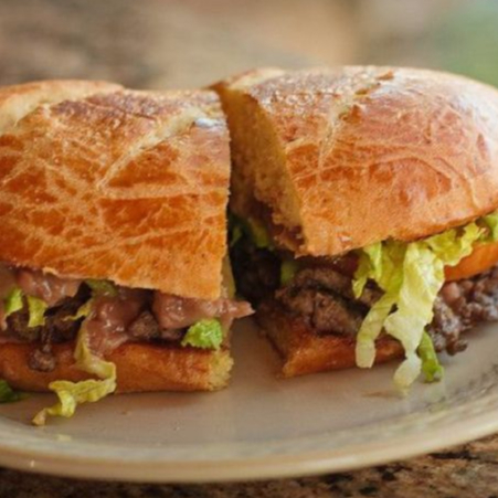 Torta Pastor y Refresco de Manzanita Soto