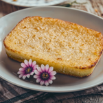 Cremosa e doce no ponto certo. A cocada é feita com coco, Leite Condensado Moça Nestlé e leite de coco. Pode ser consumida em temperatura ambiente após o descongelamento ou levada congelada ao forno po