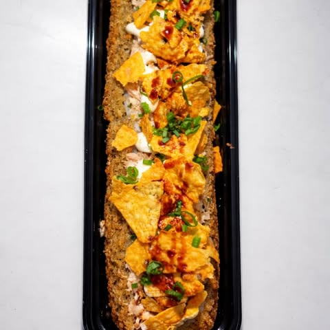 Salmão grelhado, cream creese, Doritos, cebolinha