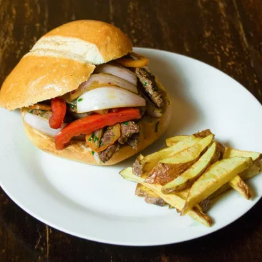 Sándwich de Lomito Ahumado y Queso
