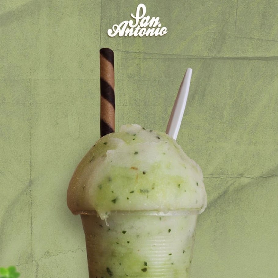 Piña con Hierbabuena
