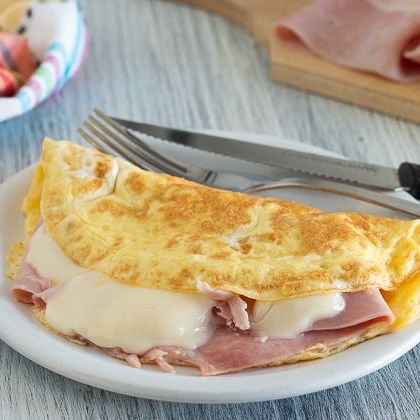 Omelette de Jamón y Queso