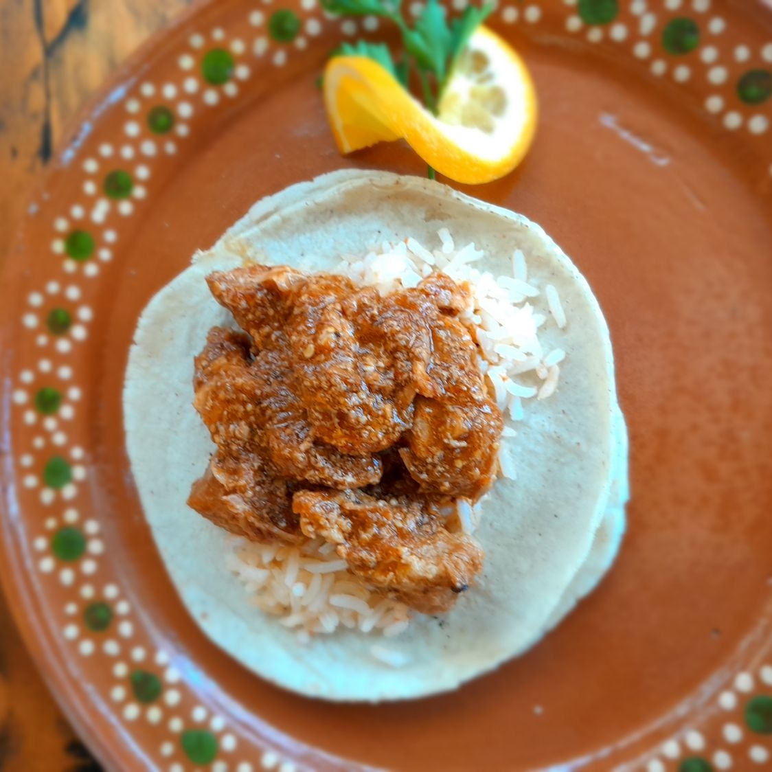 Taco de Costillas de Cerdo en Chile Morita