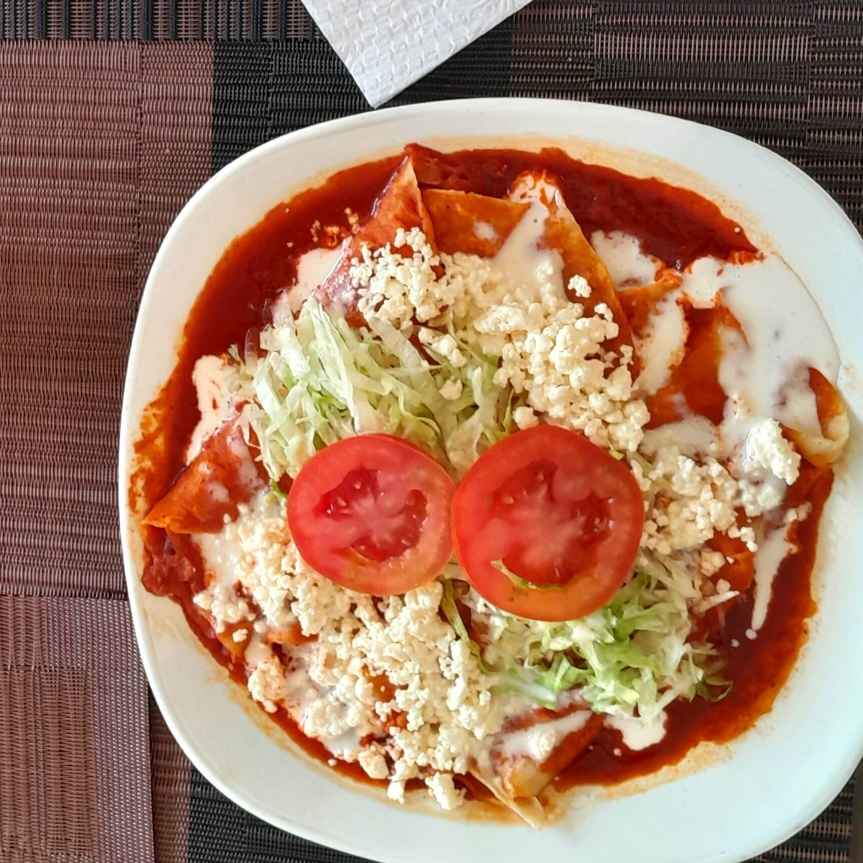 Enchiladas Guajillas 5pz