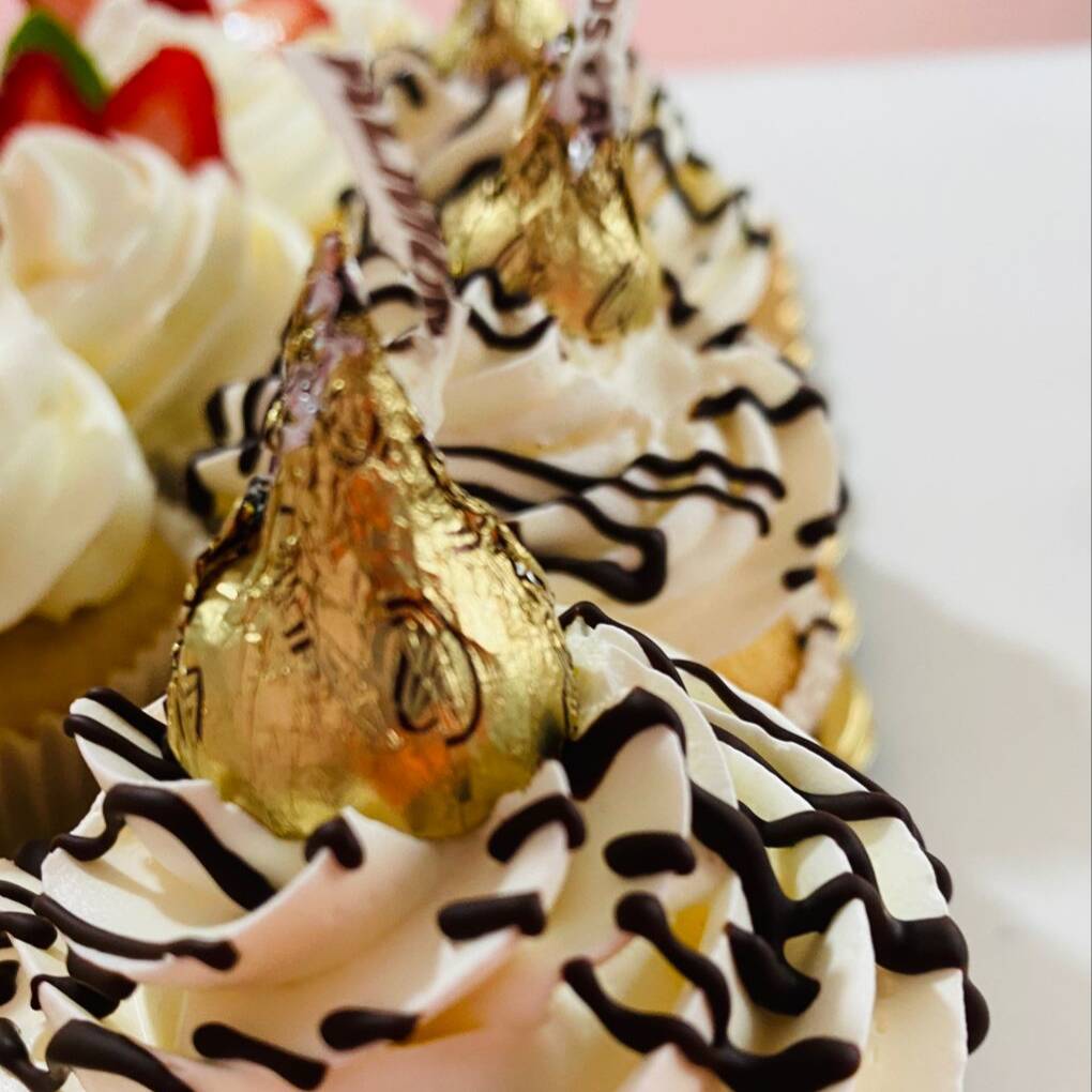 Capcake kiss