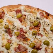 Queijo Mussarela, Frango, Presunto, Requeijão, Azeitona, Cebola e Orégano