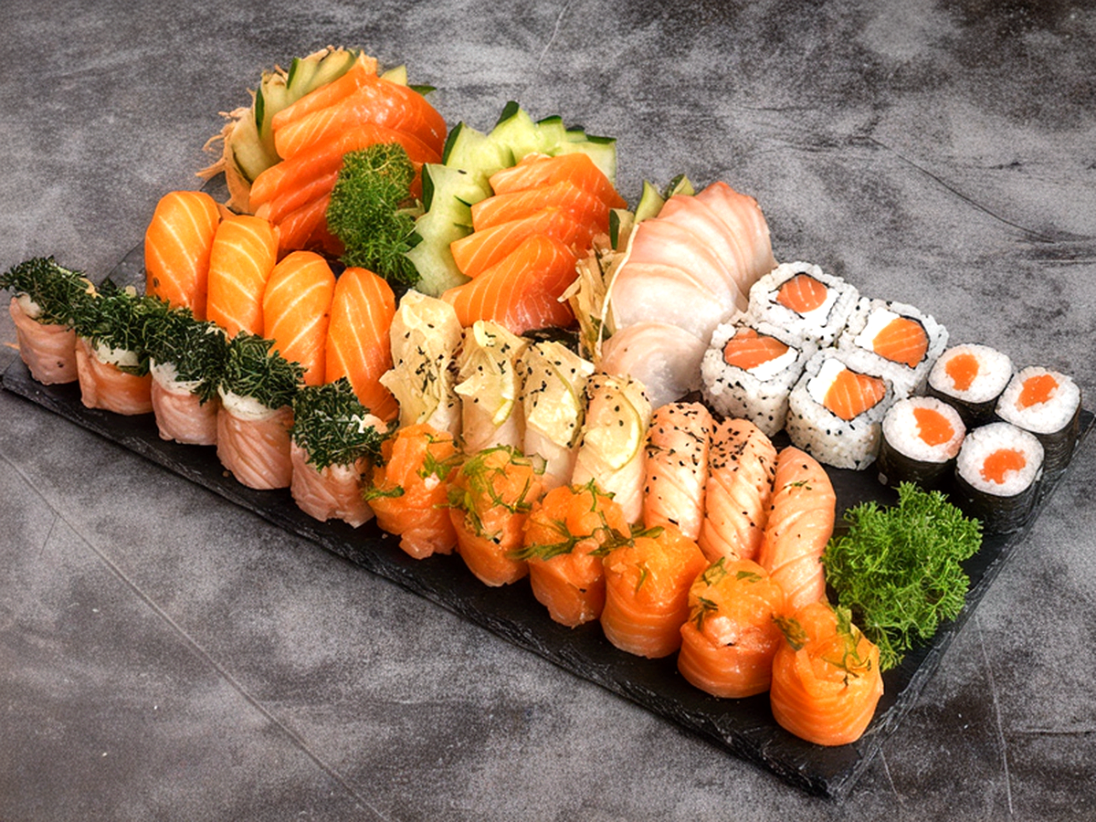 Uzuki Sushi Delivery