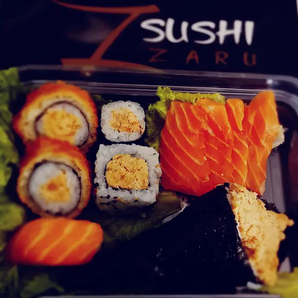 5 Sashimi 2 Hot Rol 1 Temaki Salmâo Grelhado 1 Niguiri 1 Uramaki 1 hossomaki