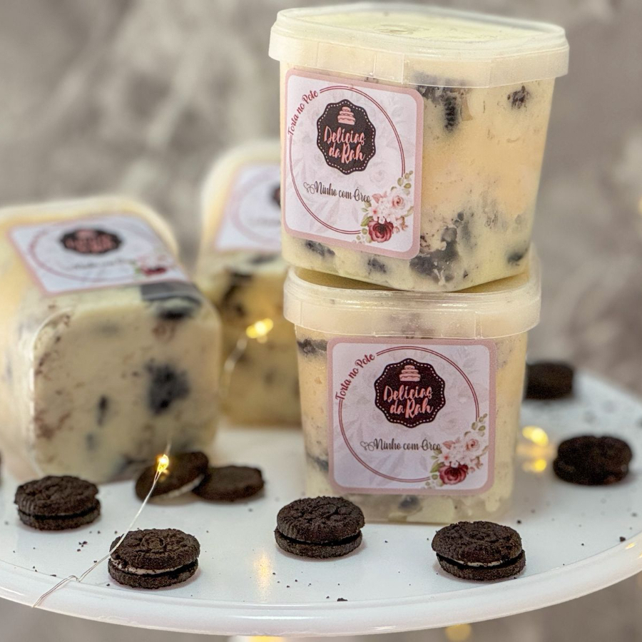 Camadas generosas de massa super molhadinha intercaladas com o verdadeiro recheio de Ninho® e pedaços crocantes de biscoito Oreo®. Finalizada com uma cobertura leve e aveludada de mousse de Ninho®. O equilíbrio perfeito entre cremosidade e crocância!