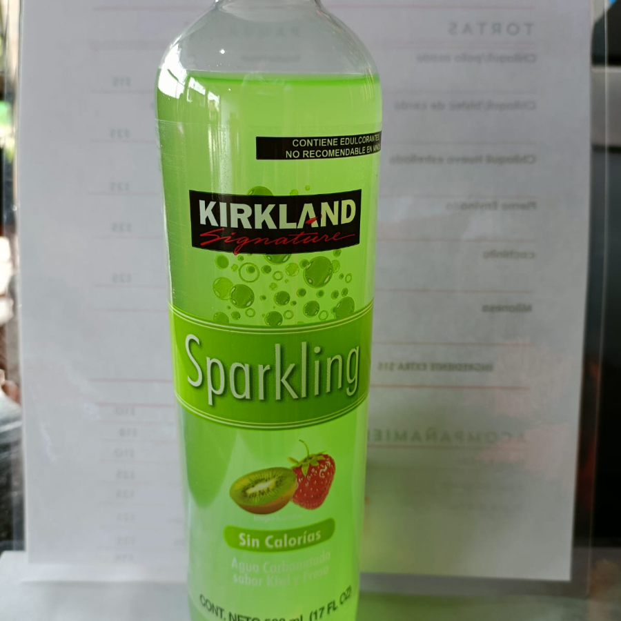 Agua carbonatada Fresa Kiwi