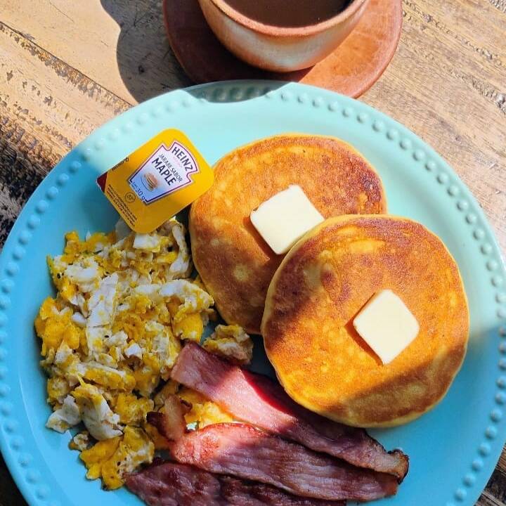 DESAYUNO AMERICANO