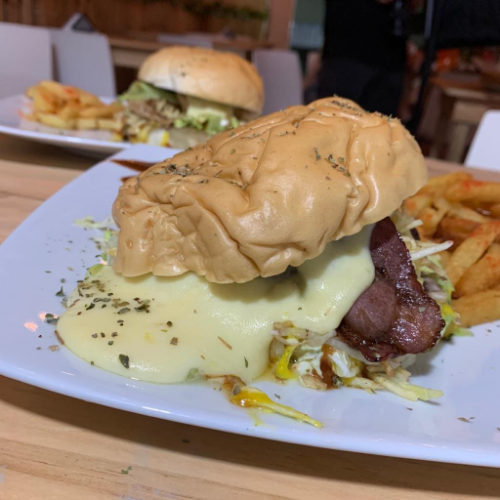 BURGER MIXTA + PAPAS FRANCESAS