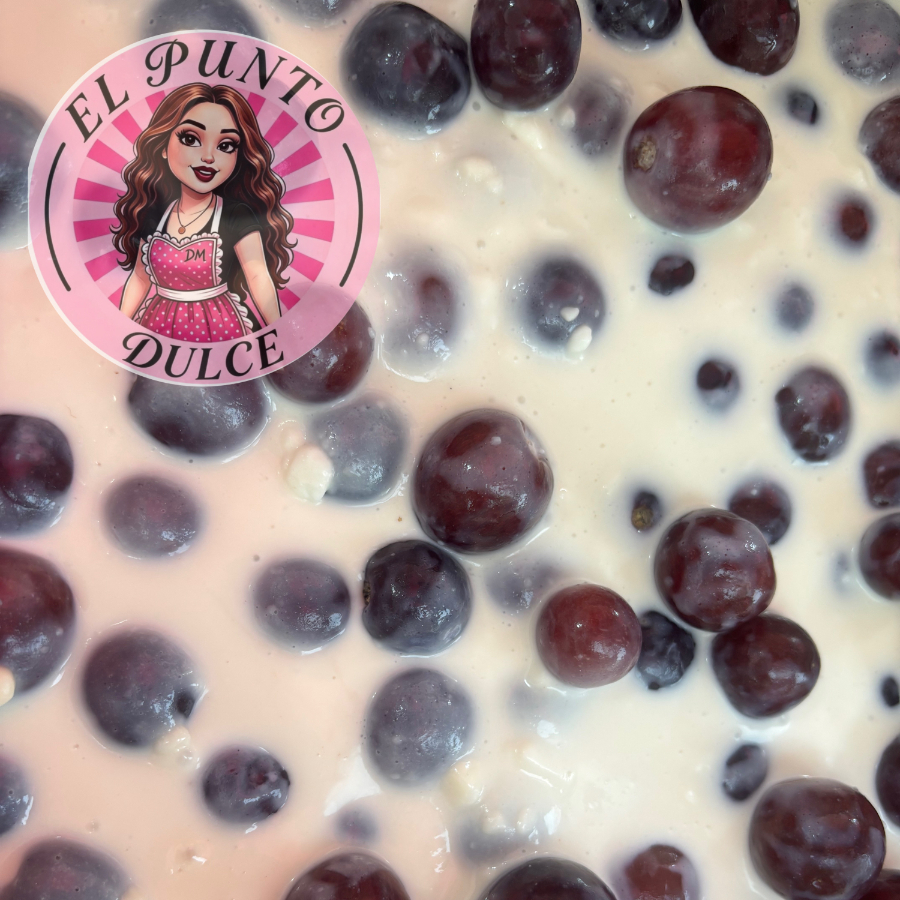 UVAS CON CREMA Y QUESO