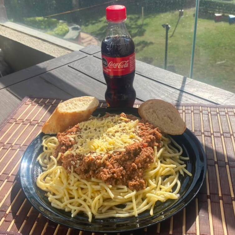 Combo Espaguetis + Gaseosa + Pan Frances Porción