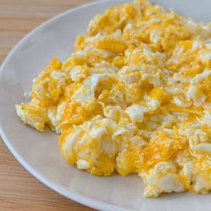 Huevos Revueltos Con: